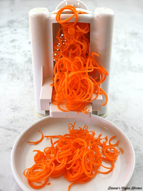 spiralizing carrots