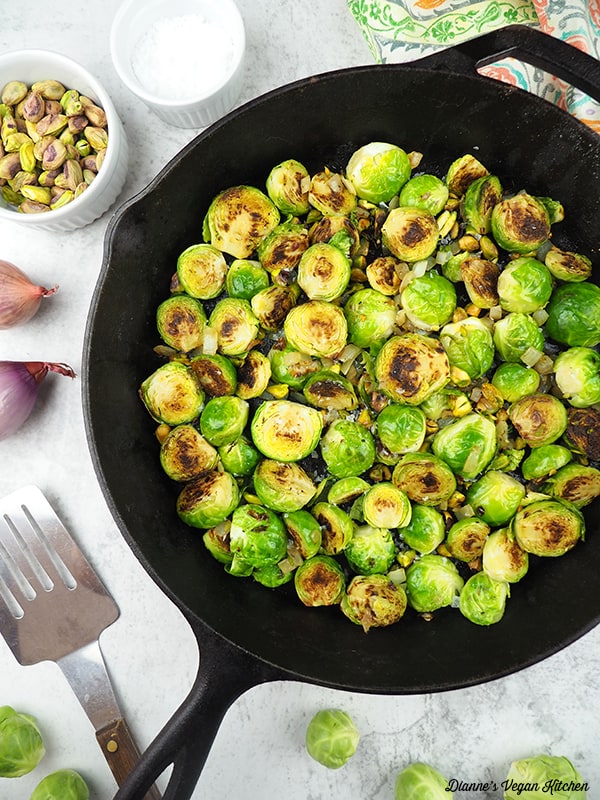 brussels sprouts in the pan