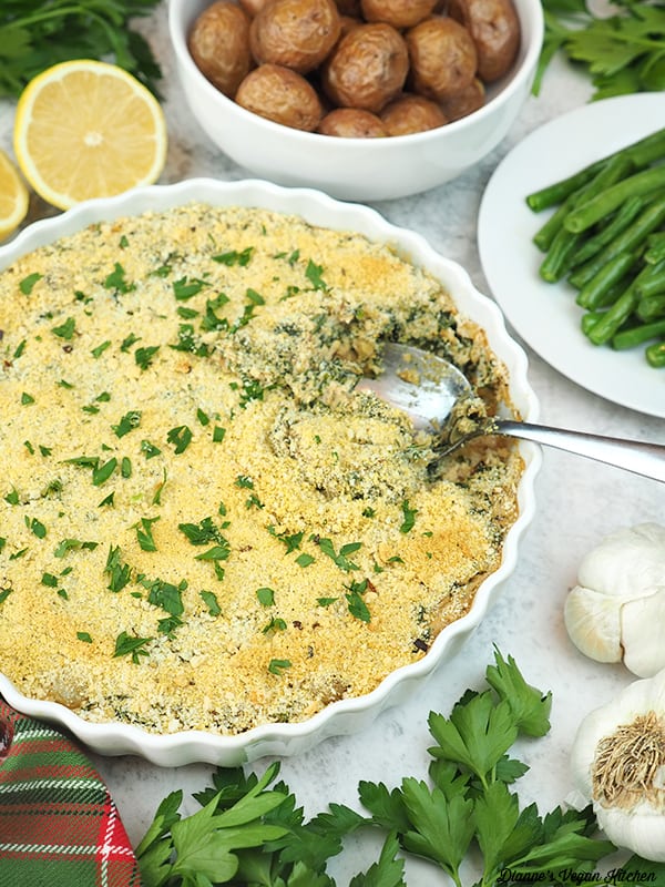 Vegan Creamed Pearl Onions with potatoes, green beans, and garlic
